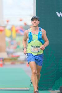 BIB: 9000
                            <button type="button" onclick="openModal(21762899)" class="btn btn-primary btn-sm float-right btn-popup" data-toggle="modal" data-target=".modal-high-quality">
                        <i class="fas fa-shopping-cart"></i> Add to Cart
                    </button>
                                            <button type="button" onclick="isThisMe(21762899, true)" class="btn btn-success btn-sm float-right btn-popup btn-isme hidden" data-toggle="tooltip" data-placement="bottom" title="นี่คือรูปของคุณใช่ไหม คลิกที่นี่เพื่อเอาเข้าอัลบั้ม">
                        <i class="fas fa-plus"></i> Add to album
                    </button>
                    <button type="button" onclick="isThisMe(21762899, false)" class="btn btn-warning btn-sm float-right btn-popup btn-isnotme hidden">
                        <i class="fas fa-ban"></i> Remove from album
                    </button>